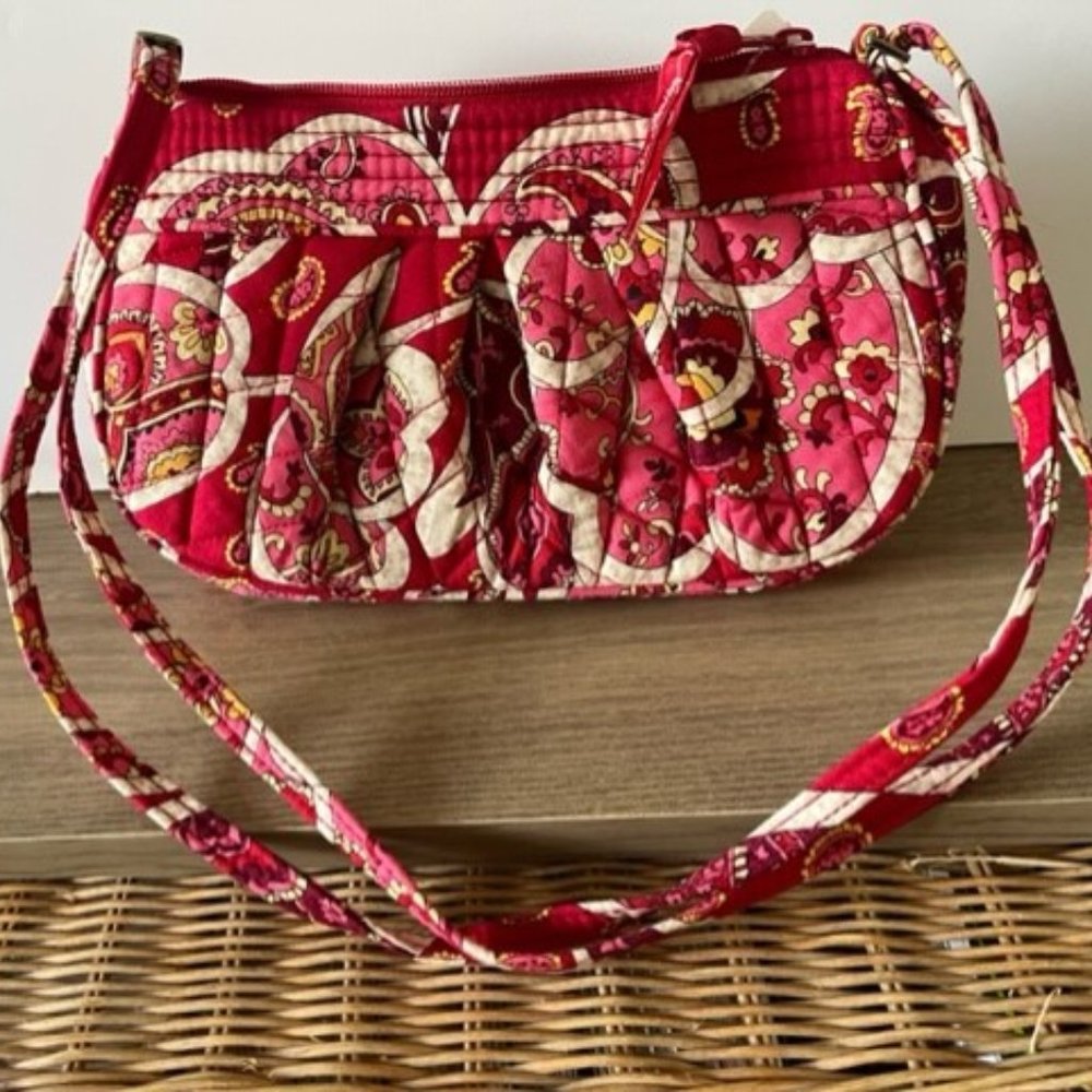 Retired Vera Bradley ROSY POSIES Red Pink Frannie Bag Quilted Purse Cross Body